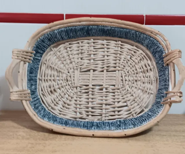 Cesta bandeja mimbre ratán con asas madera