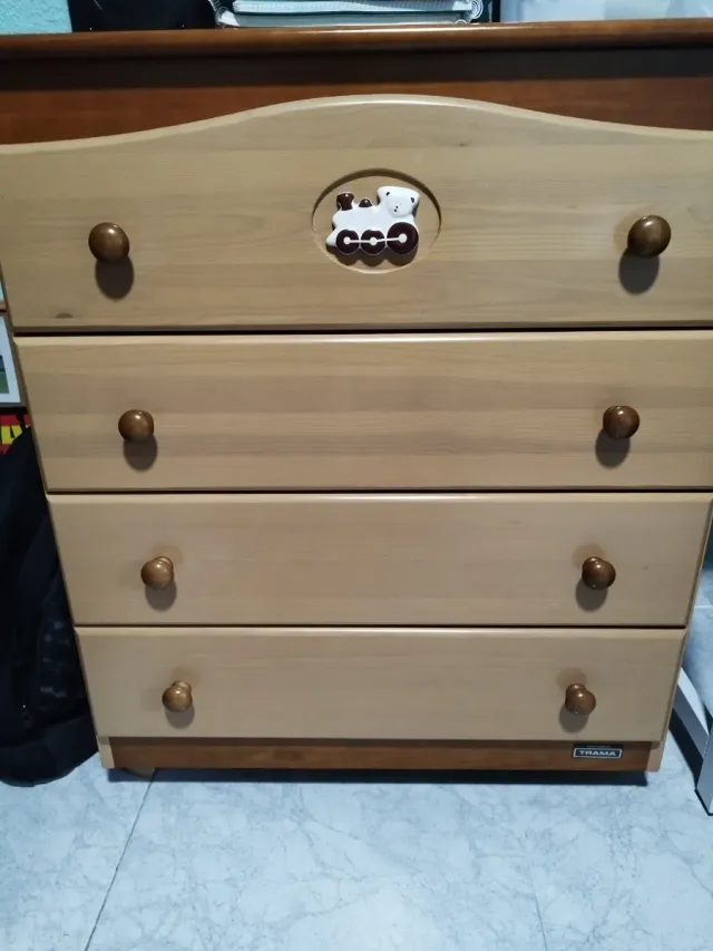 Mueble cambiador, bañera con cajones