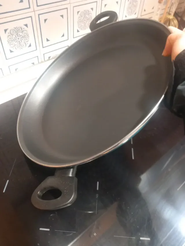 Paellera Megefesa Negra