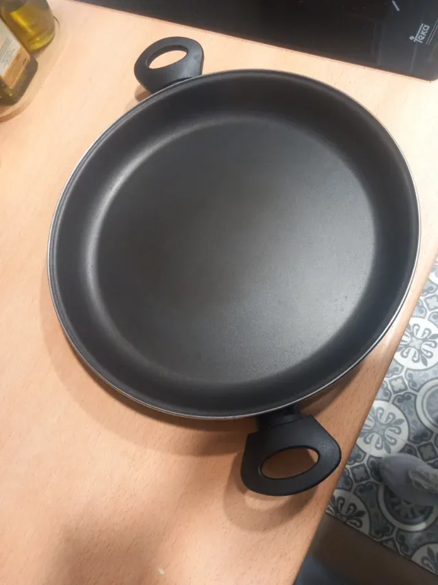 Paellera Megefesa Negra