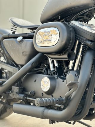 Harley Davidson XLH 883 Custom Negra