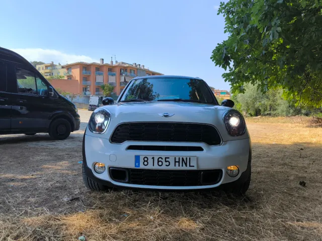 MINI Countryman SD 143CVAut 5P