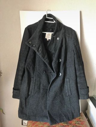 Abrigo gris
