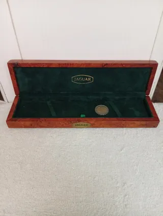 Estuche reloj Jaguar