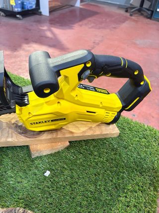 Sierra de poda Stanley V20