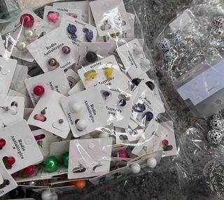 OFERTA Lote 1000 pares pendientes surtidos