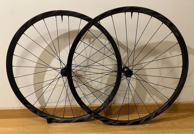 Ruedas MTB 29 Carbono Dt Swiss 240