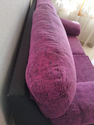 Sofá de 2 plazas morado y negro