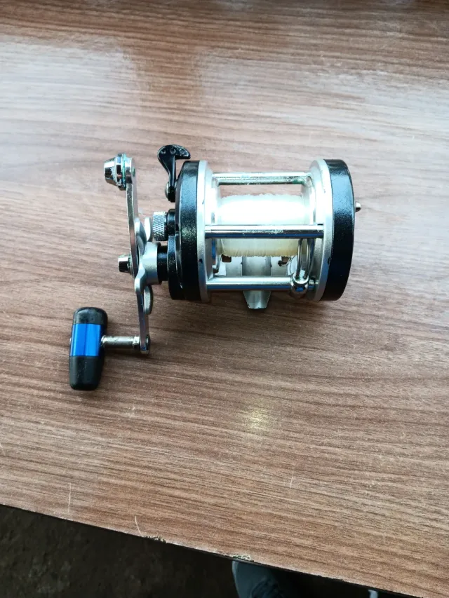 Carrete de pesca para barco