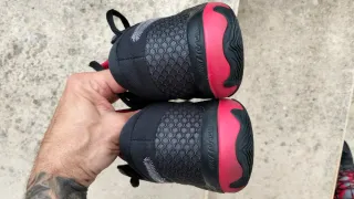 Zapatilla Nike Renew Elevate 2 Negra y Roja