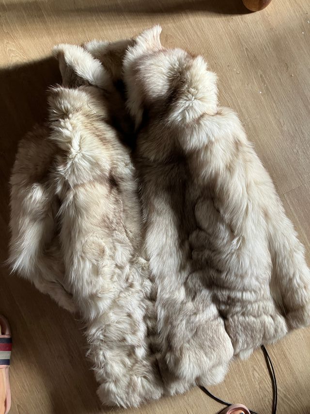 Abrigo de piel  beige