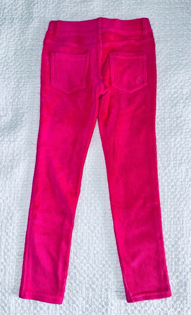 Pantalón de pana fucsia para niña 6-8 años
