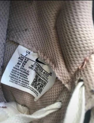 Zapatillas Nike Beige y Rosa