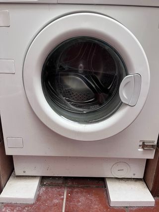 Lavadora integrable Edesa
