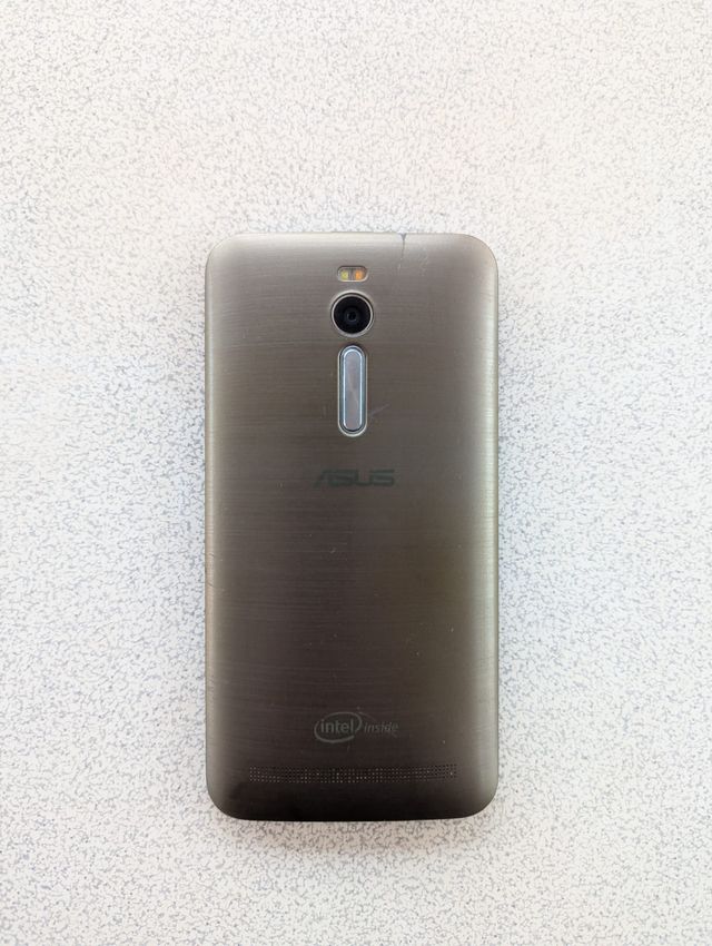 ASUS Zenfone 2 32 GB funcionamiento perfecto