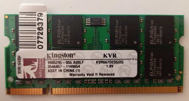 Memoria RAM SODIMM Kingston 2GB.