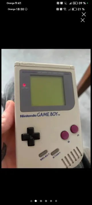 Nintendo Game Boy Beige/Gris con Pokémon