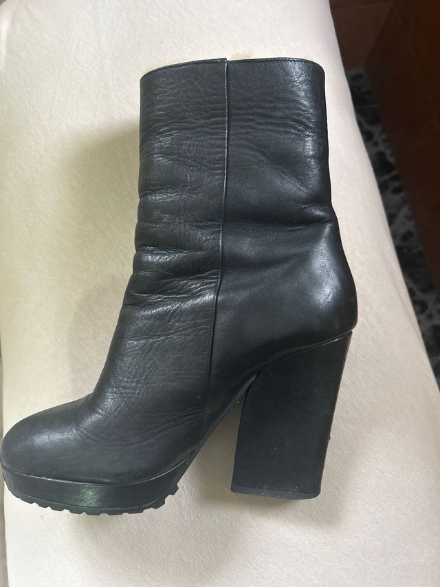 Botas de tacón con pelo de borrego pordentropor de