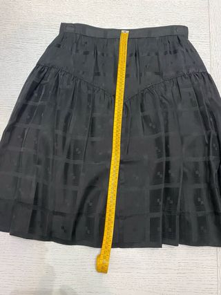 Falda negra seda natural talla 38
