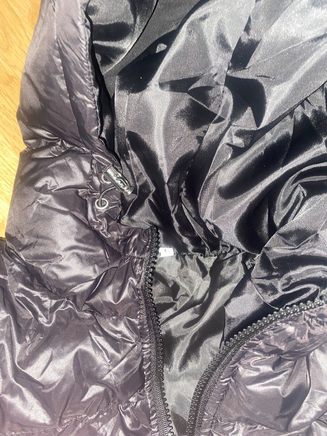 Abrigo acolchado negro