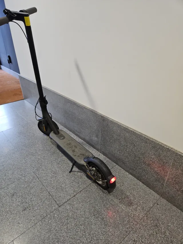 Patinete Eléctrico Xiaomi MI