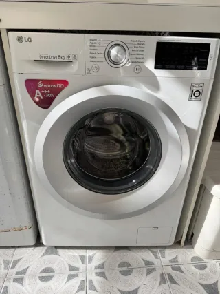 Lavadora LG 8 Kg Direct Drive 1400 RPM
