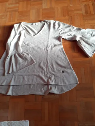 Jersey punto beige mangas acampanadas