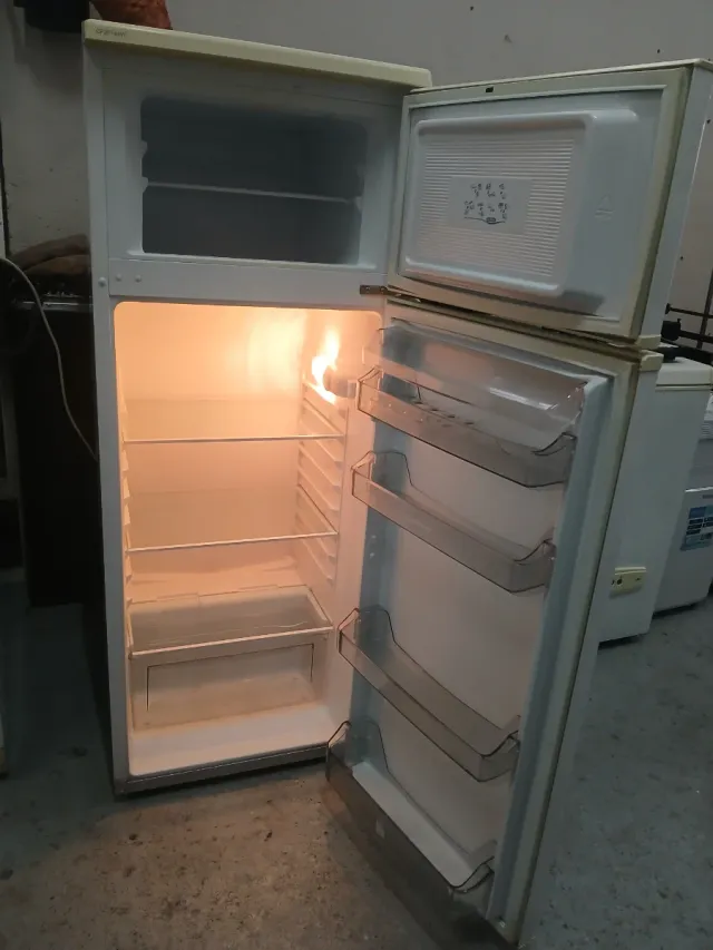 Nevera Corberó blanca