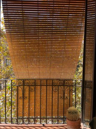 Persiana catalana madera buen estado