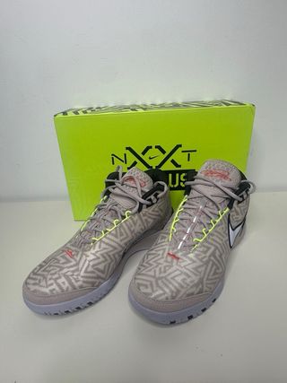 Zapatillas Nike LeBron Genisus Talla 45