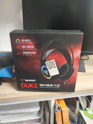 Tempest DUKE GHS210 RGB Gaming Headset