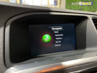 Volvo V60 CROSS COUNTRY D3 MOMENTUM 2017