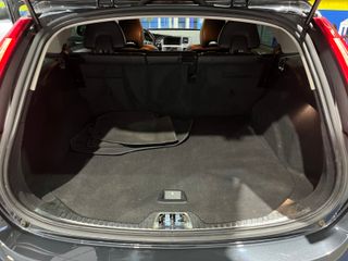 Volvo V60 CROSS COUNTRY D3 MOMENTUM 2017