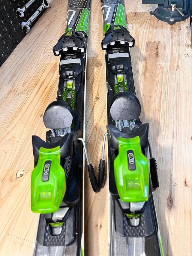 Esquís Elan Waveflex 8 168cm