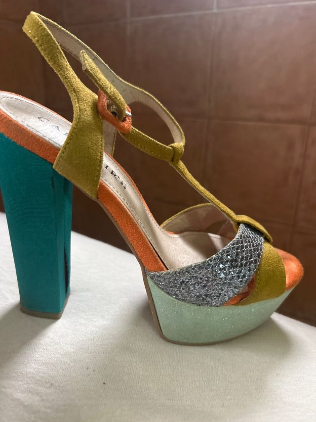 Tacones de plataforma multicolor