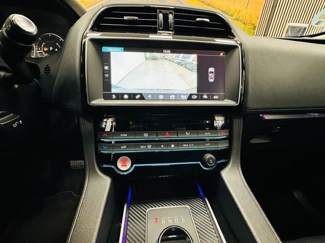 JAGUAR F-Pace 2.0L i4D AWD Automatico Portfolio