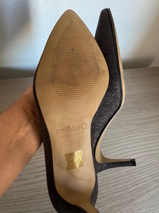Zapatos de tacón miMaO negros con purpurina