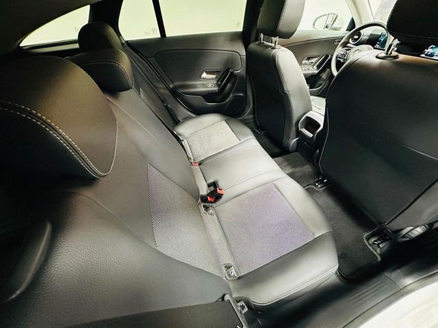 MERCEDES-BENZ CLA CLA 200 D DCT Shooting Brake