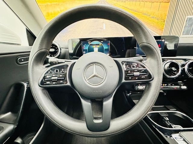 MERCEDES-BENZ CLA CLA 200 D DCT Shooting Brake