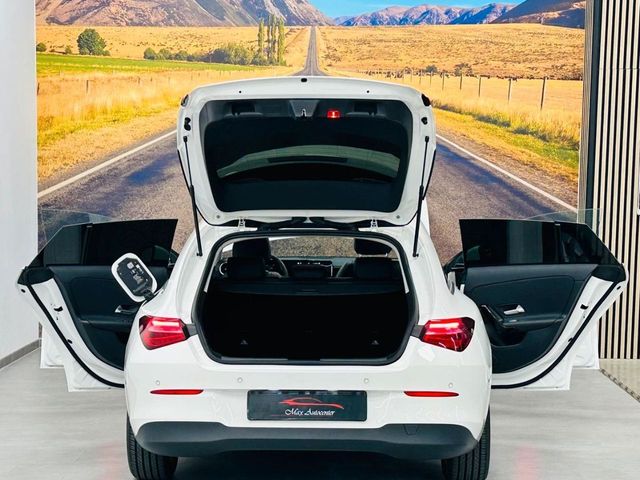 MERCEDES-BENZ CLA CLA 200 D DCT Shooting Brake