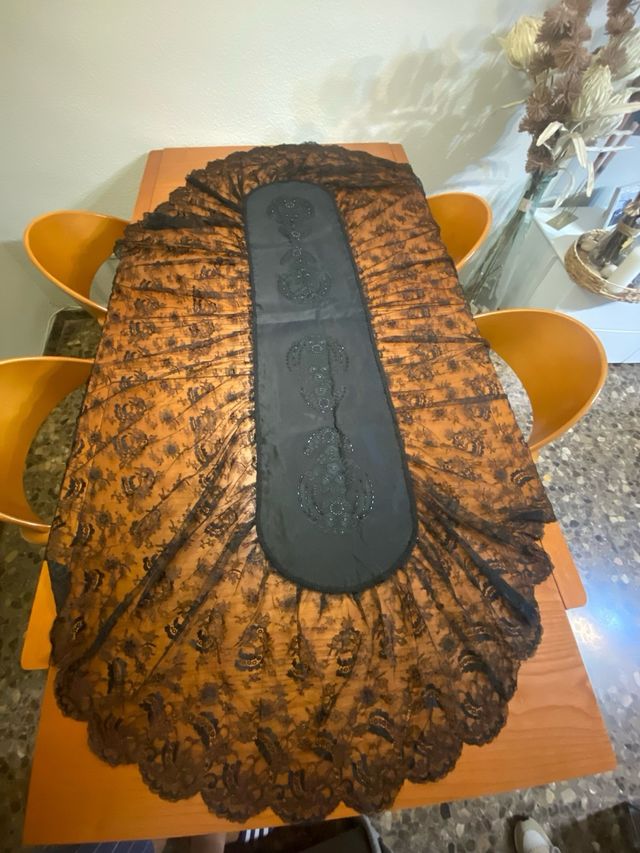 Mantilla Terno Negra