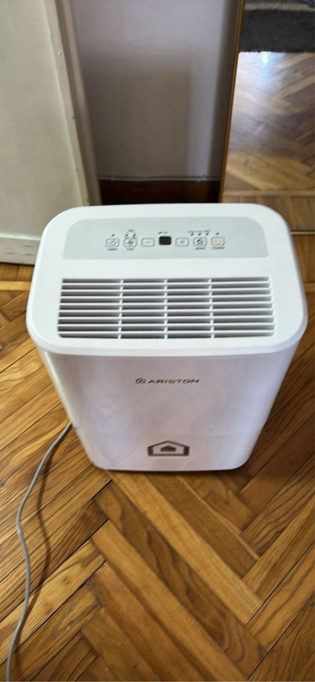 Deumidificatore Ariston Bianco