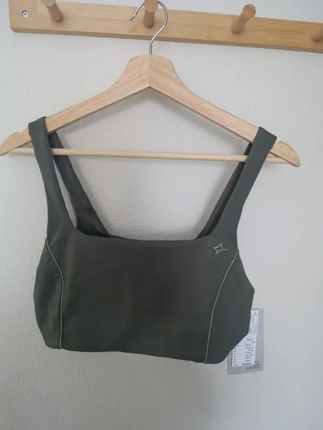 Top deportivo STARS verde oliva