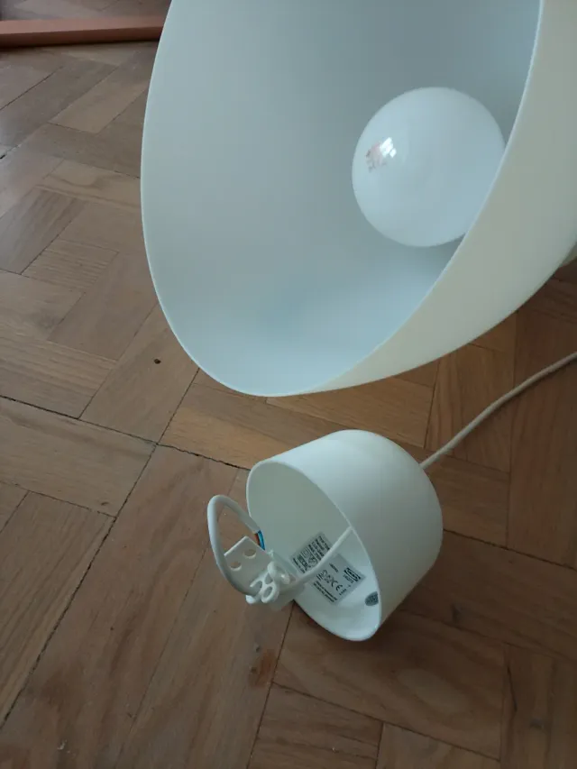 Lampara colgante MELODI de IKEA