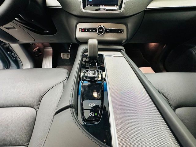 VOLVO XC90 2.0 B5 D AWD Plus Bright Auto