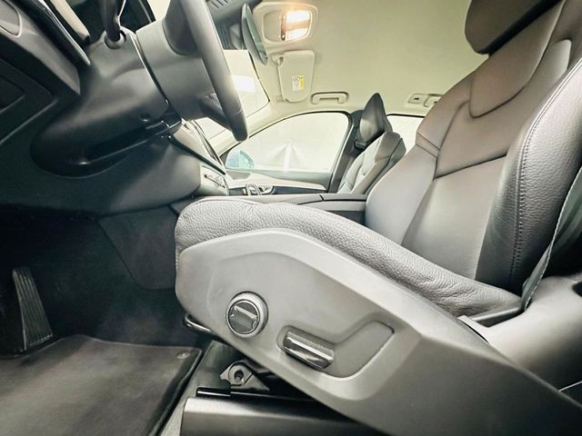 VOLVO XC90 2.0 B5 D AWD Plus Bright Auto