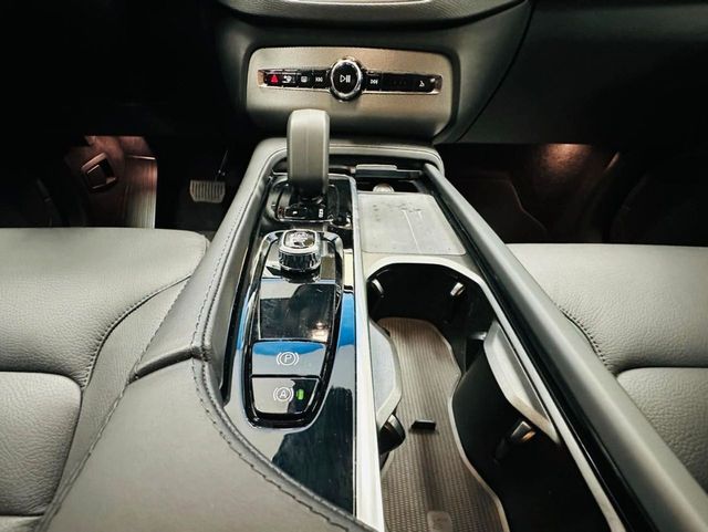 VOLVO XC90 2.0 B5 D AWD Plus Bright Auto