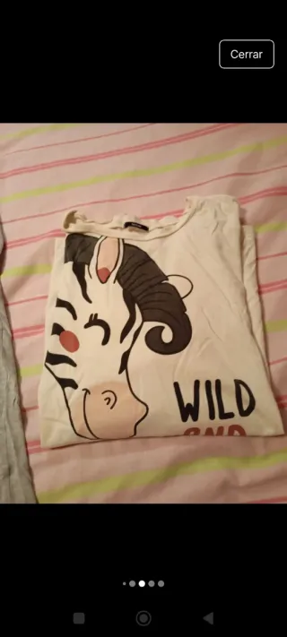 Pijama gris con estampado cebra