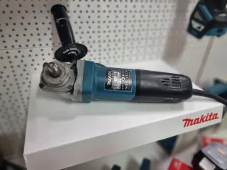 Amoladora Makita GA5040C con Regulador