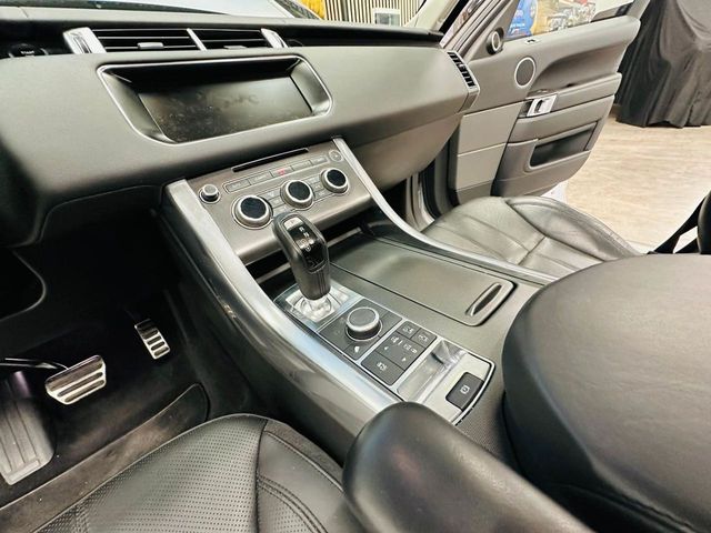 LAND-ROVER Range Rover Sport 3.0 TDV6 HSE Dynamic